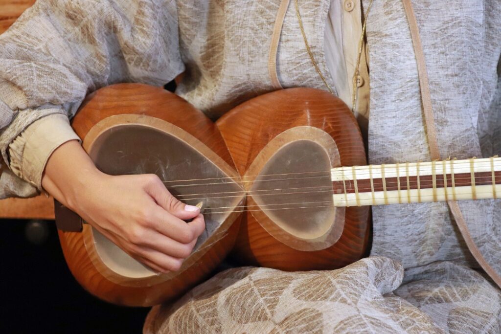 آموزش تار سعادت آباد